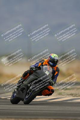 media/Nov-15-2025-Race Pace (Sat) [[8de605a2d8]]/Non Verified Riders (1st 20 Minutes)/Turn 4 (1010am)/